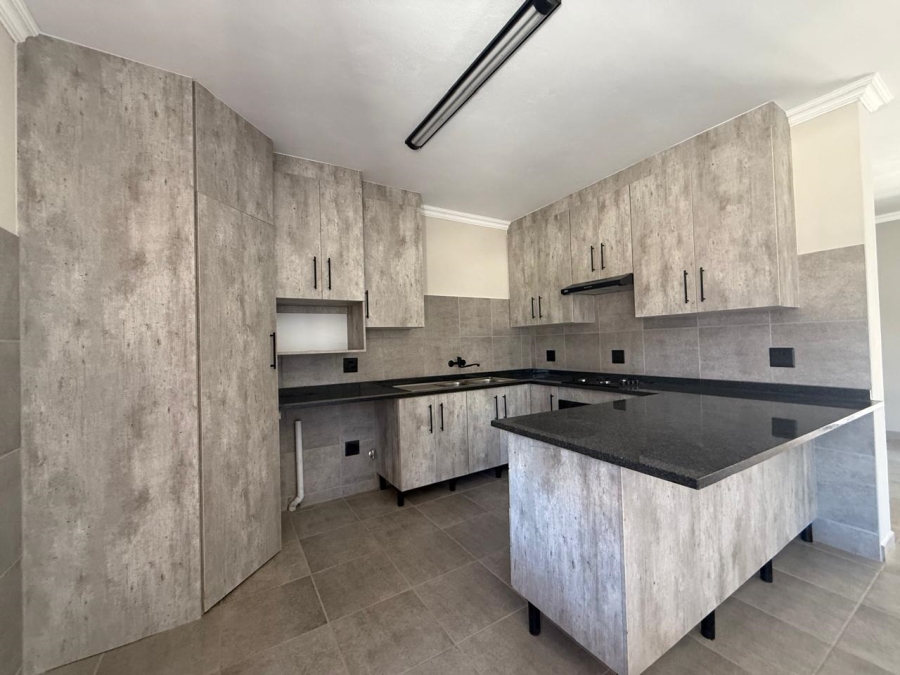 3 Bedroom Property for Sale in Waterkloof East North West